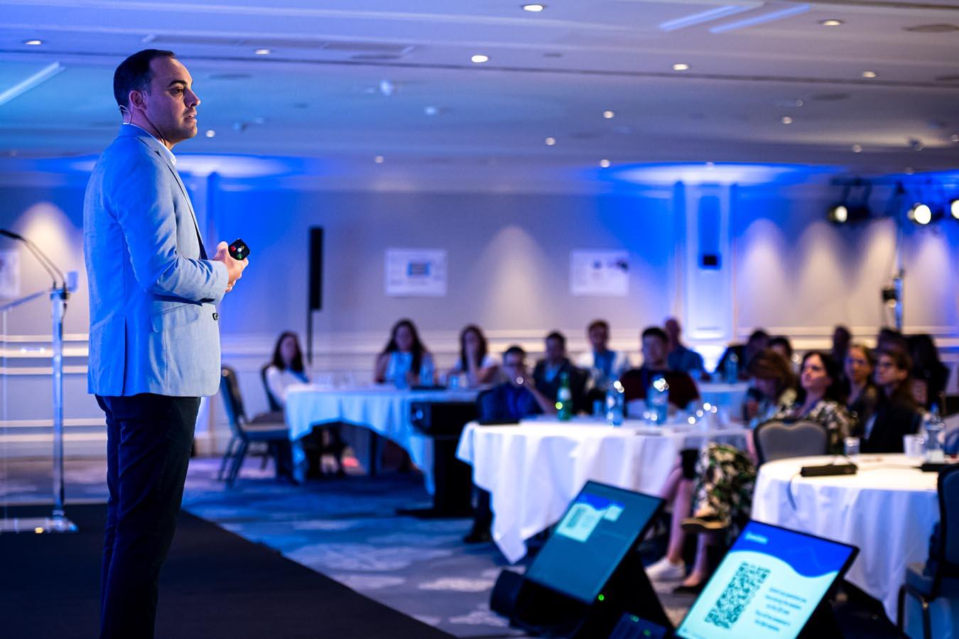 Luis Gómez - Fotógrafo de eventos. Fotografía para Pfizer