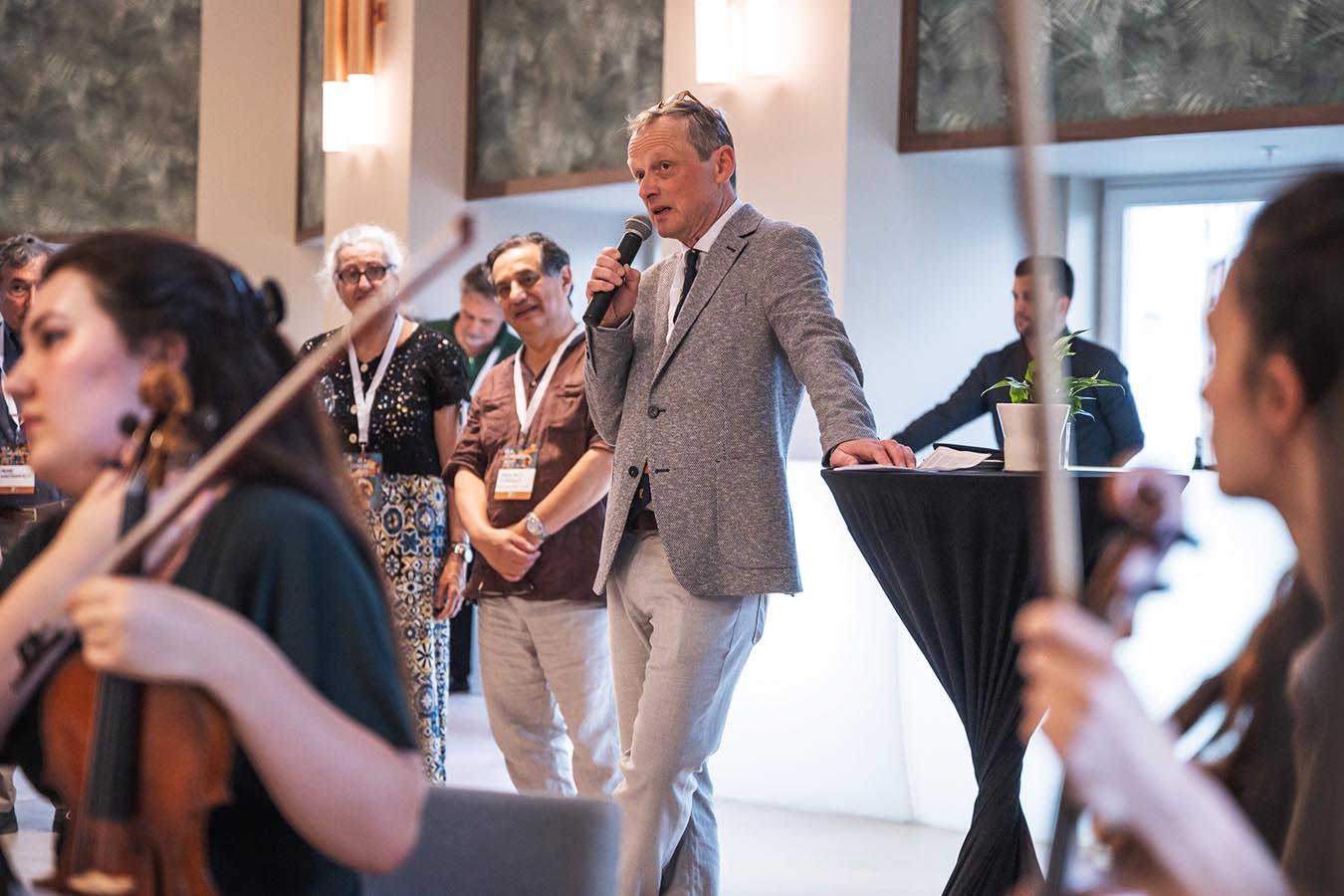 Luis Gómez - Fotógrafo de eventos. Fotografía para ELIA Congress