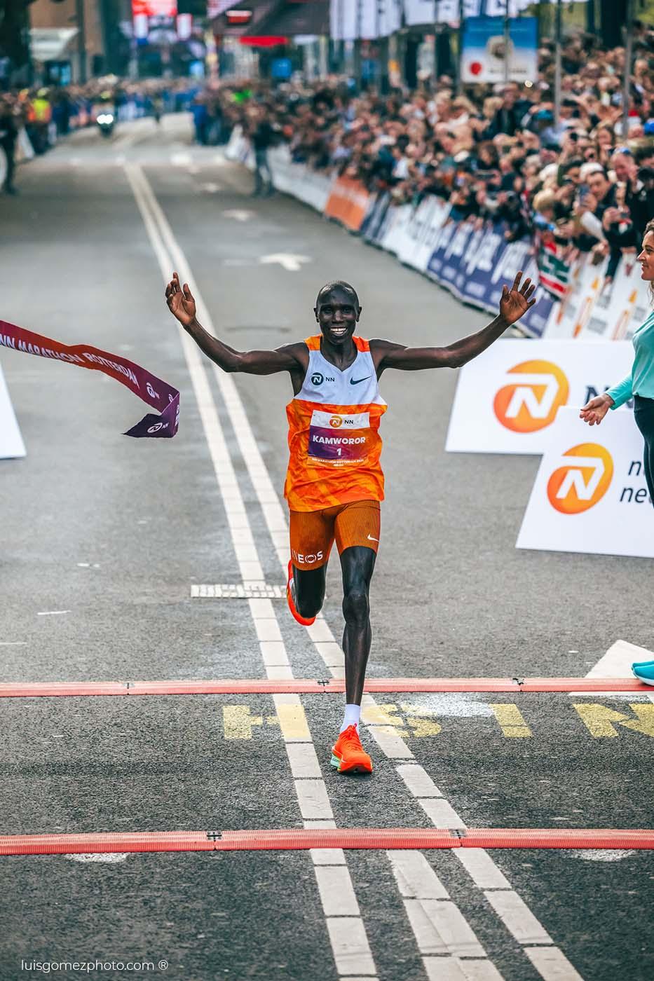 Fotógrafo de eventos deportivos - Maratón de Roterdam, fotografía de eventos deportivos en Europa. Grandes eventos deportivos